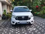Toyota Innova Crysta 2.4 G MT 7 STR, 2017, Diesel
