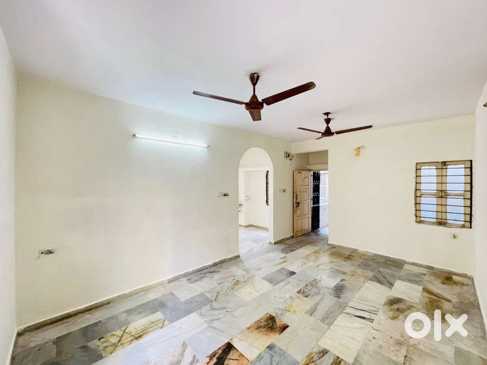 Very Nice 2bhk Flat For Rent at Nr Lotus School Satellite