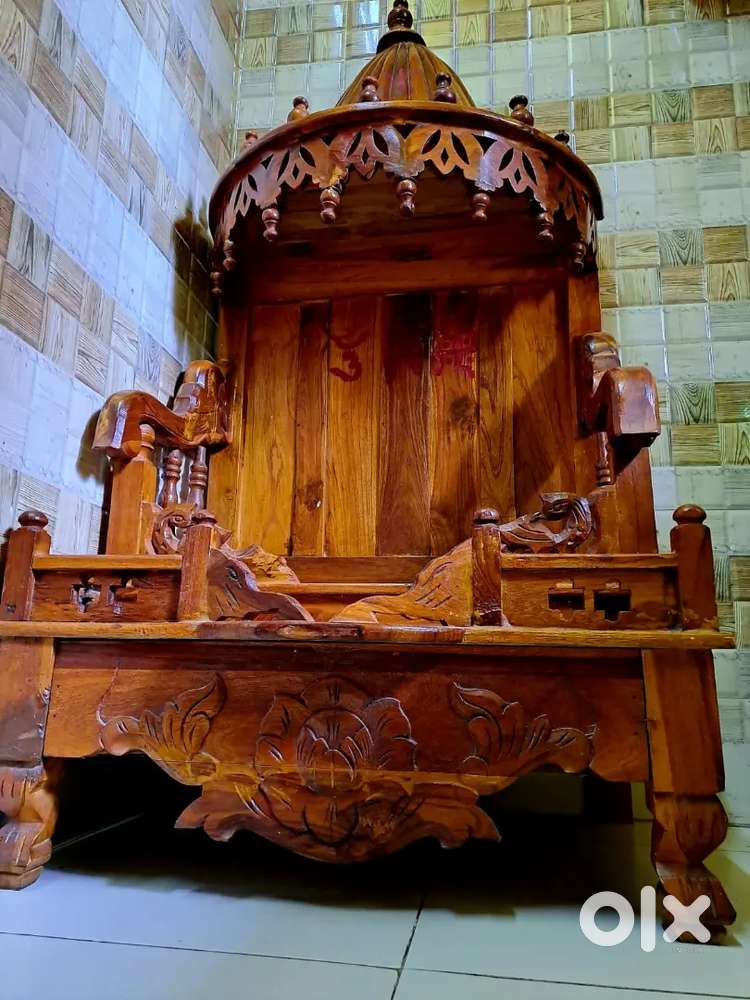 Furniture,mandir, 1yr old