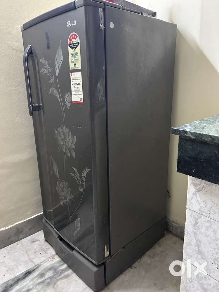 LG 190L single-door fridge