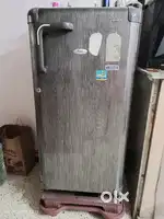 200L Whirlpool single door refrigerator