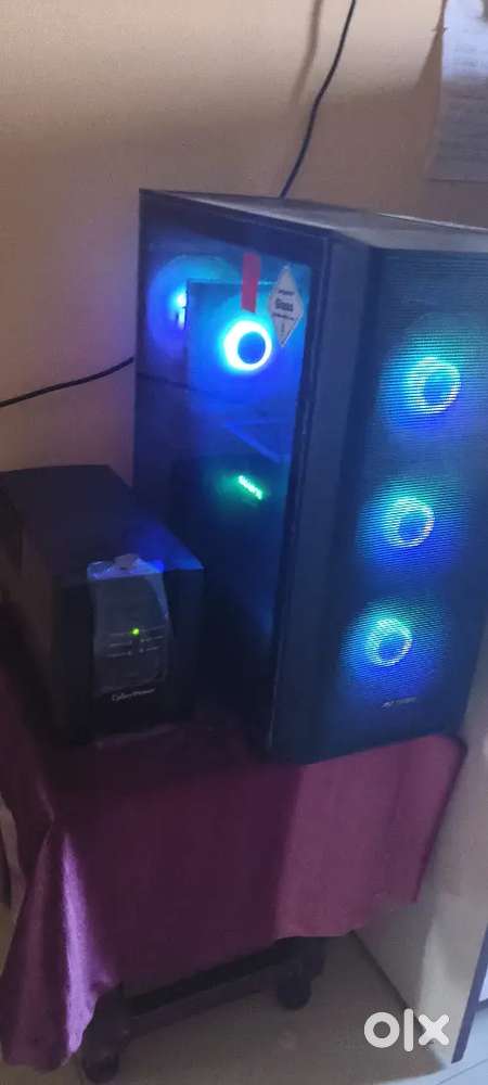 High end Gaming computer (8months old)