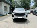 Toyota Innova Hycross 2.0 GX 7 STR, 2023, Petrol