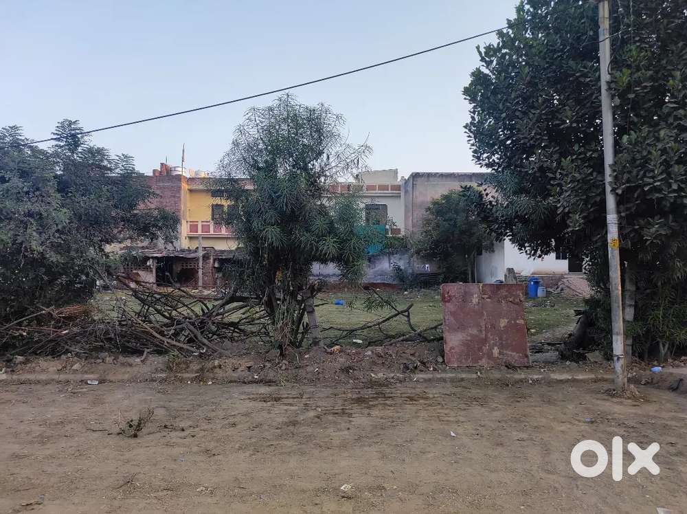 Two Plots for Sale, Prime Location On Mubarakpur road,