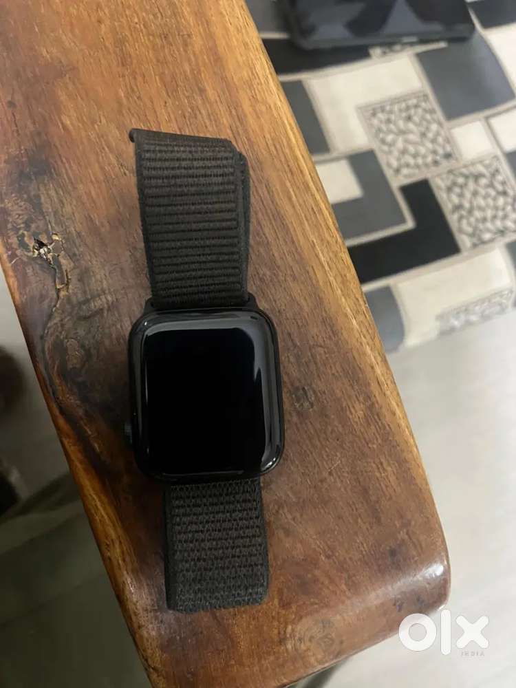 Apple watch SE GPS 44MM Midnight aluminum case with ink sport loop