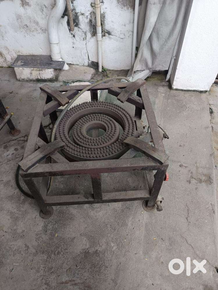 Complete hardware for a hotel or restaurant