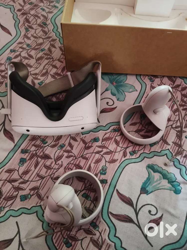 Meta Quest VR Gaming Box for sale