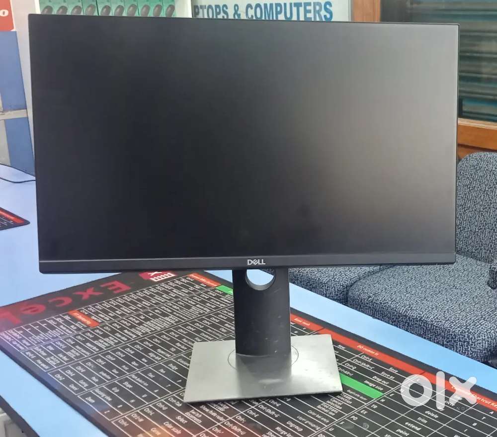 Dell P Series 23-inch screen. Led-Lit monitor Black P2319 H model