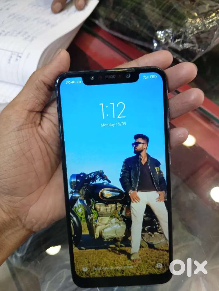 Poco f1 8gb/256gb