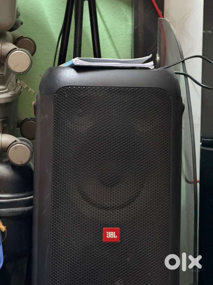 Jbl party box 300