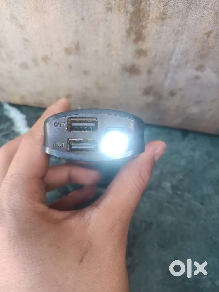 power bank this a original company power bank ( reconnect )company