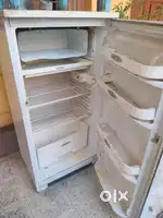 Kelvinator refregerator 165litres