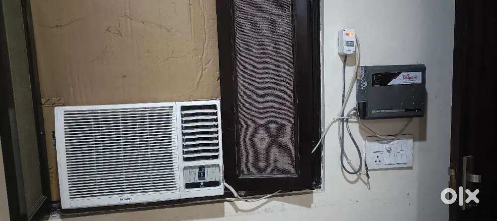 Hitachi AC