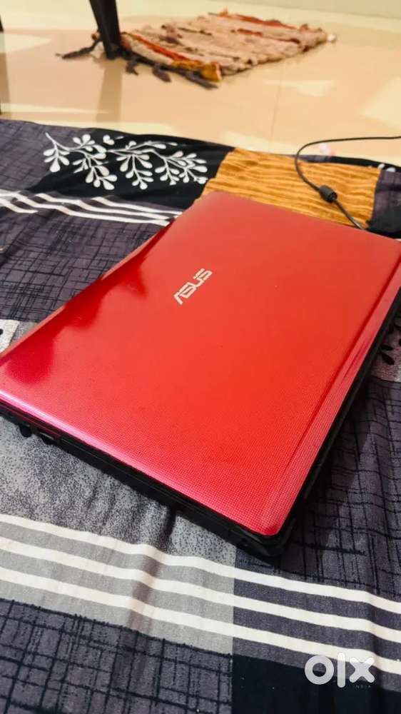 Asus laptop with windows 10 pro