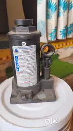 Hydraulic bottle jack 6 ton capacity 2 pieces