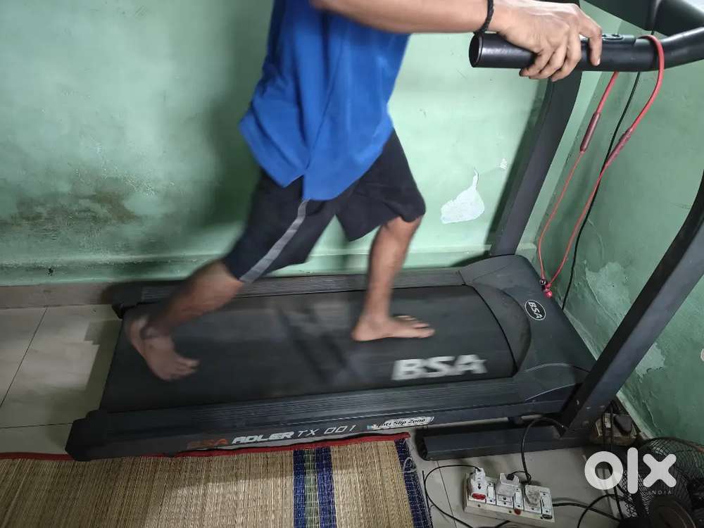 Treadmill electric