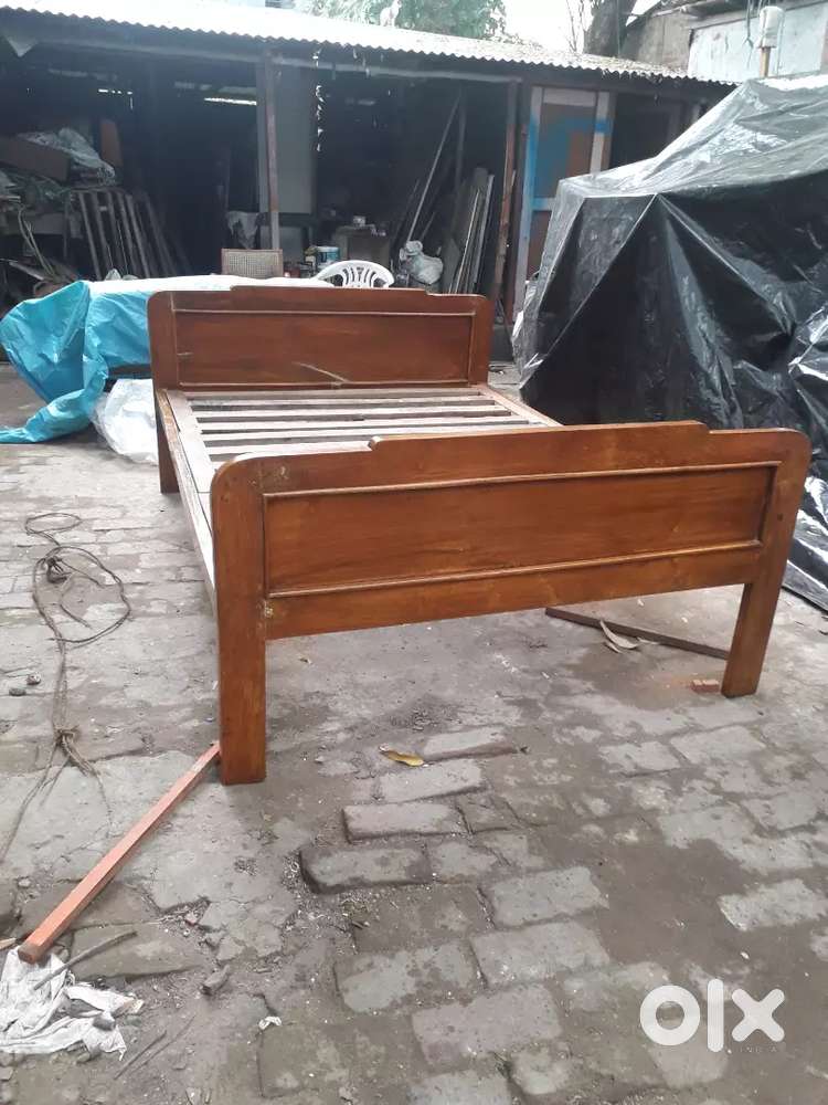 Wooden bed 5x7/Teak wood bed/Double Bed