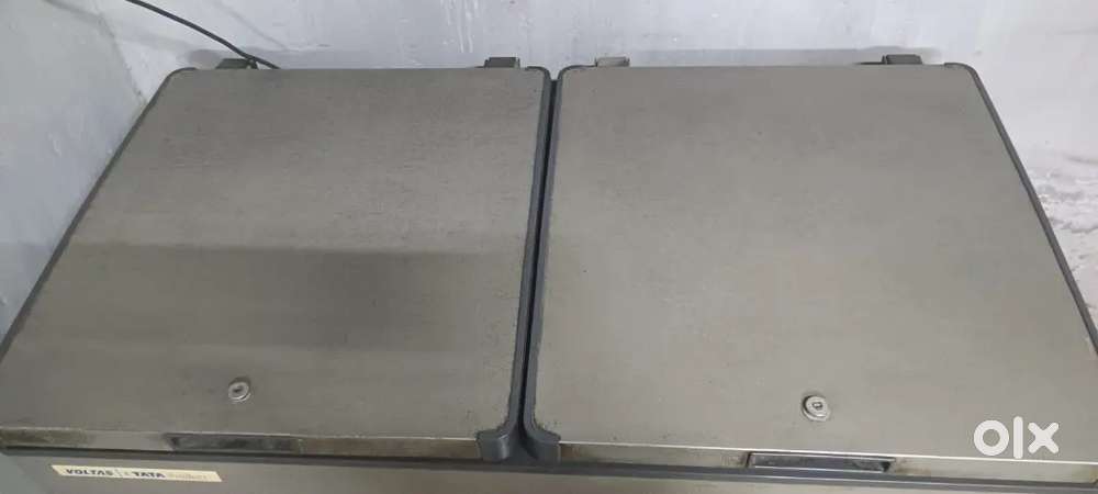 TATA Voltas deep fridge 300 litre