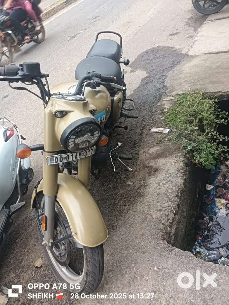 Good condition urgent money needed