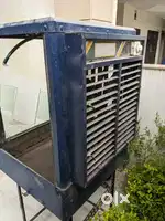 Cooler crompton with stand