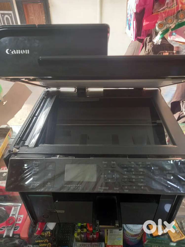 Black and white Xerox machine model  and full condition super fast HD