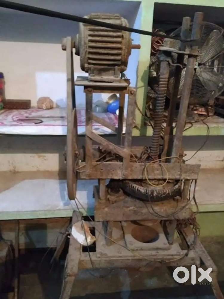 Namkeen factory(4-5) machines in a very geninune rates