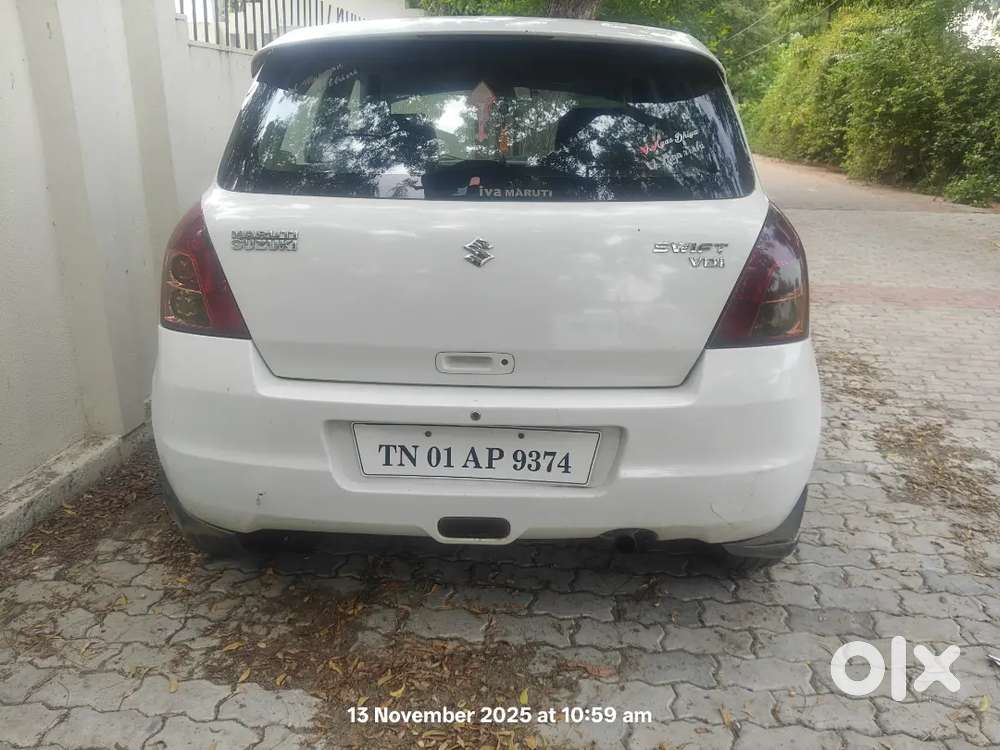 Maruti Suzuki Swift 2011 Diesel 98000 Km Driven