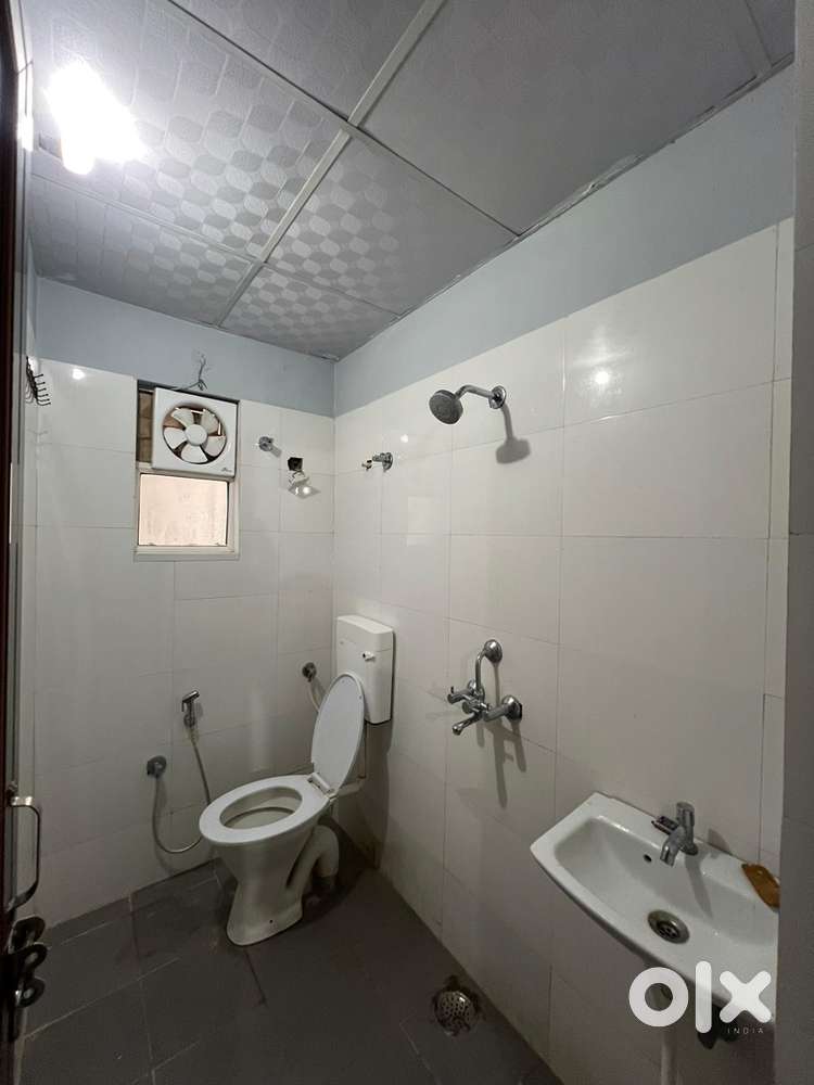 All new items and fully furnished and  with no restrictions