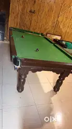 Pool table