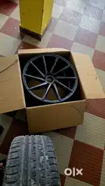 Vossen alloy wheels 18 inch with tyres
