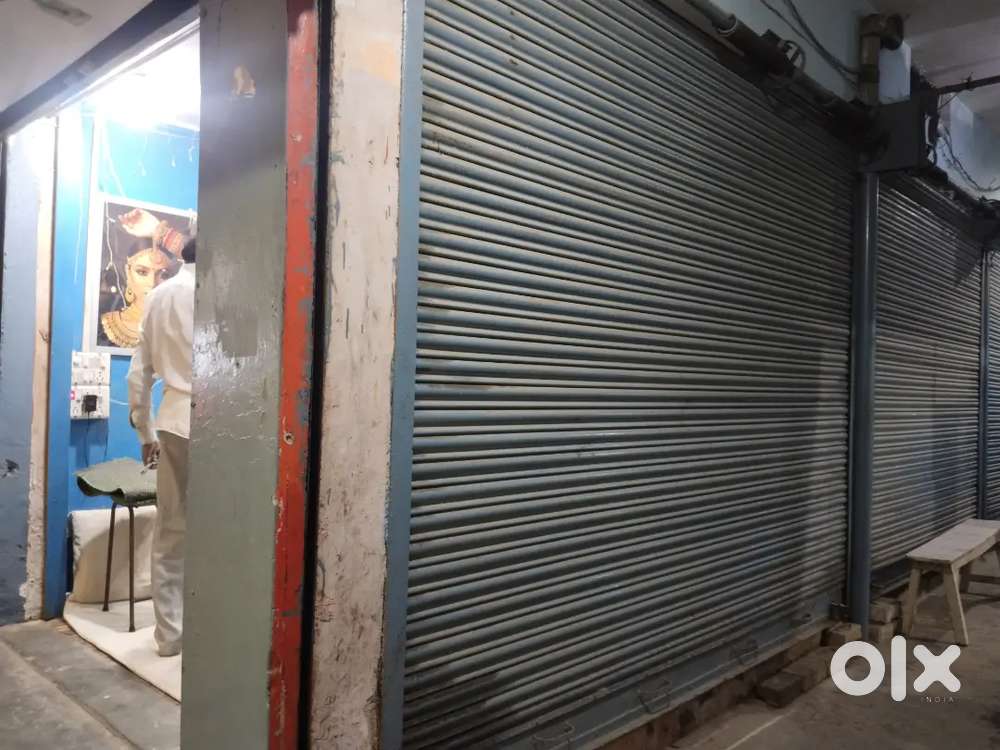 Shop available on rent in Shivpur