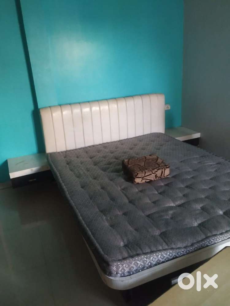 2BHK FLAT AVAILABLE FOR RENT BOYS AND GIRLS