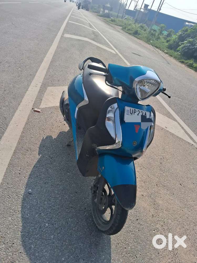 Scoote ache. Condition bhe ache h 2022 model h