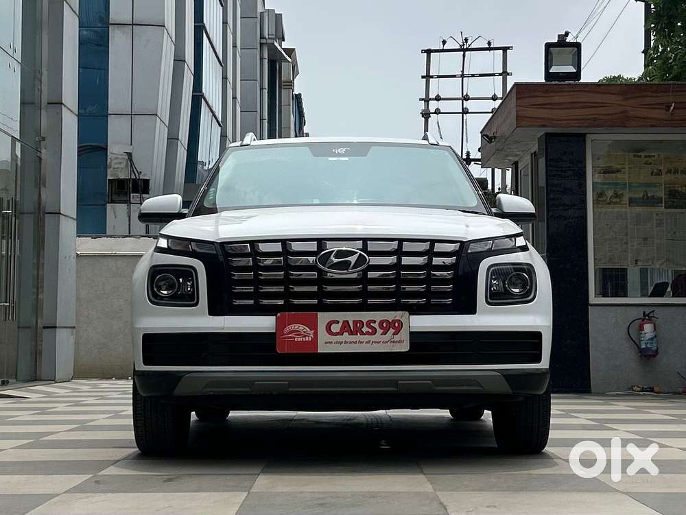Hyundai Venue 1.2 S (O), 2023, CNG & Hybrids