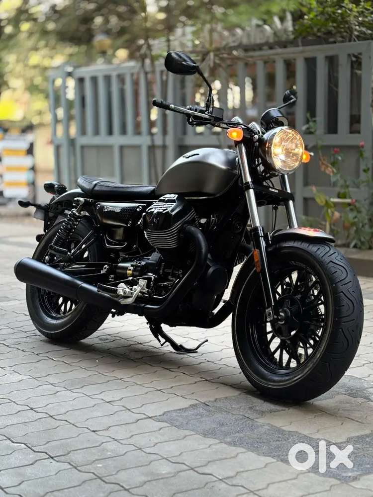 Moto Guzzi V9 Bobber ABS TC MH12 Rare Collectors Bike