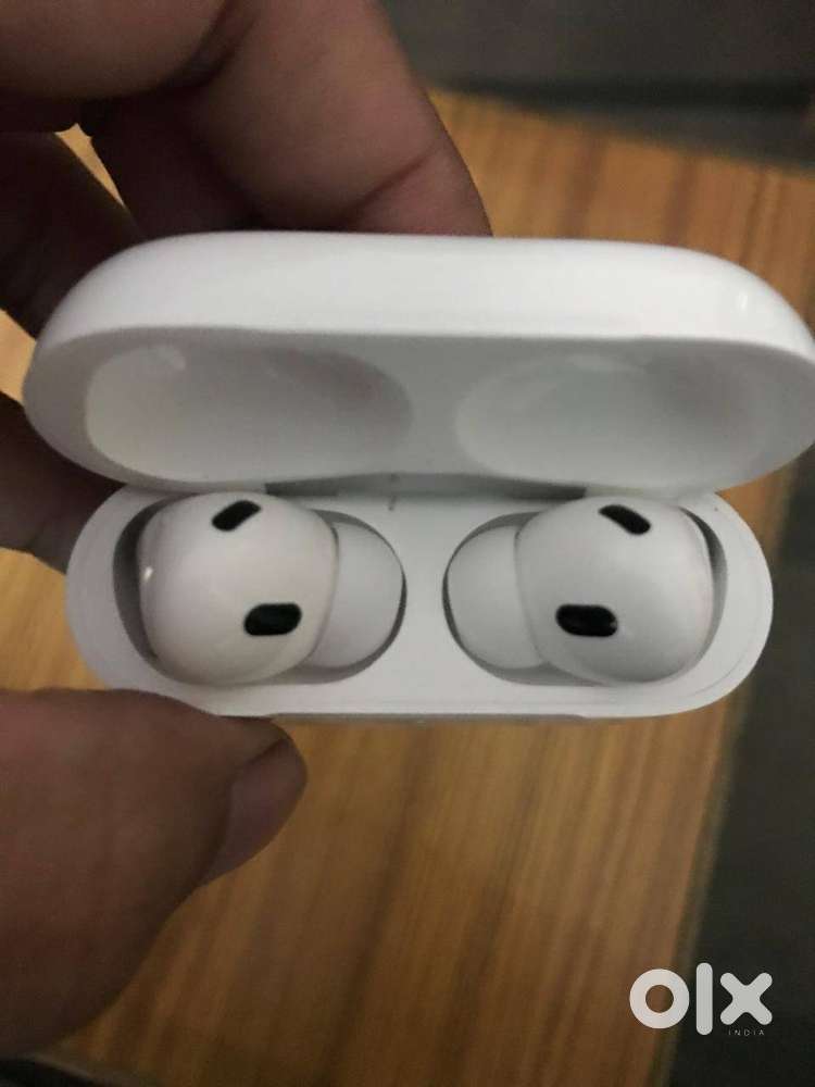 Airpods Pro 2 (1st Gen)