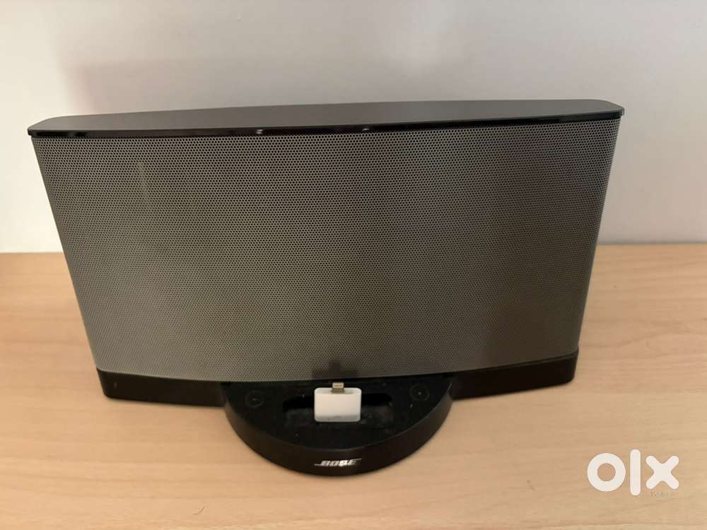 Bose Sound Dock Music System - In very good condion