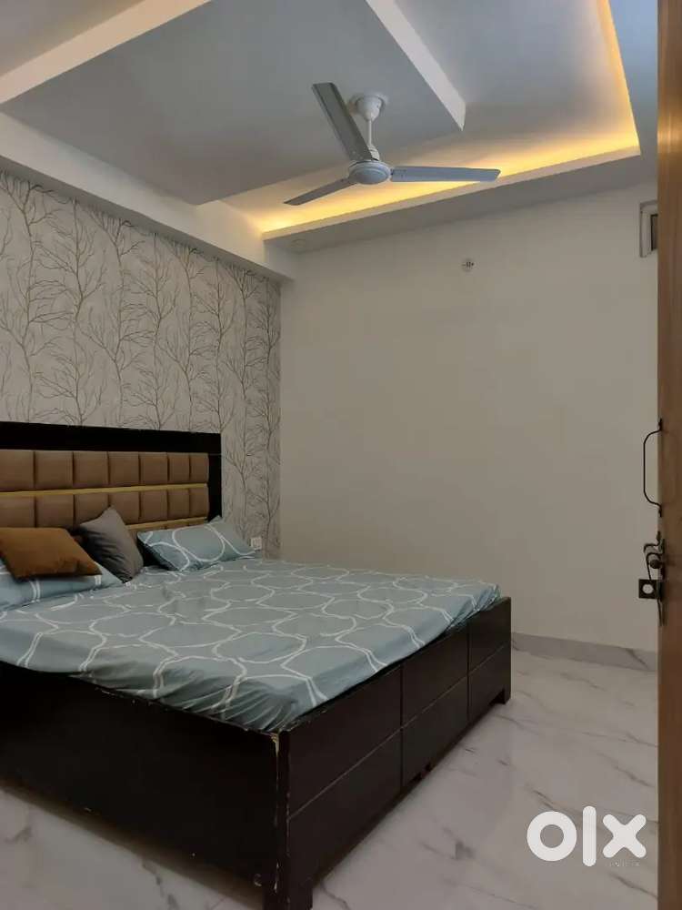 2bhk flat on road project negotiable price in noida extension sector 1