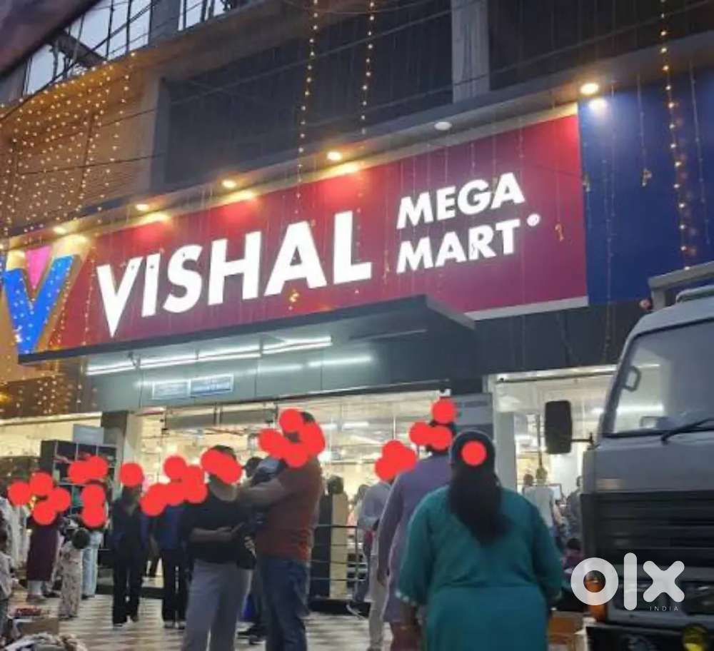 सेल्स गर्ल / बॉयज़ / बिलिंग हायरिंग फॉर !! VISHAL MEGA MART शोरूम !!