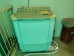 Semi automatic washing machine
