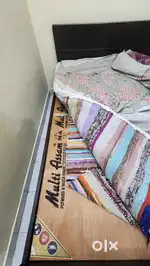 2 months old 4*6 bed in new condition
