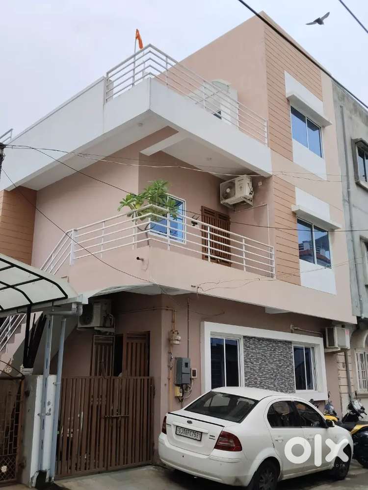 4 bhk dublex new construction 2023 new Alkapuri road