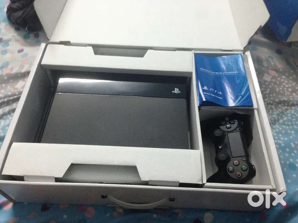 Sony Bravia 2 43 inch K-43S25 TV + PS4 (Television + Gaming Console)