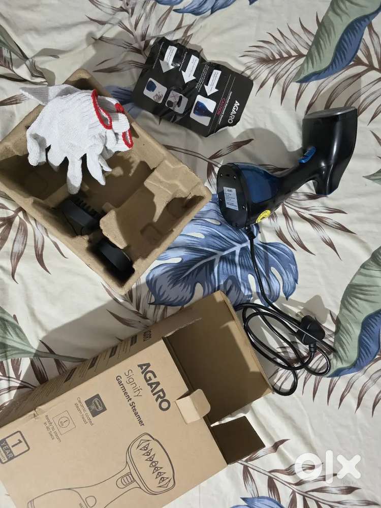 AGARO Signify Handheld Garment Steamer Steam Iron for Clothes 1500W