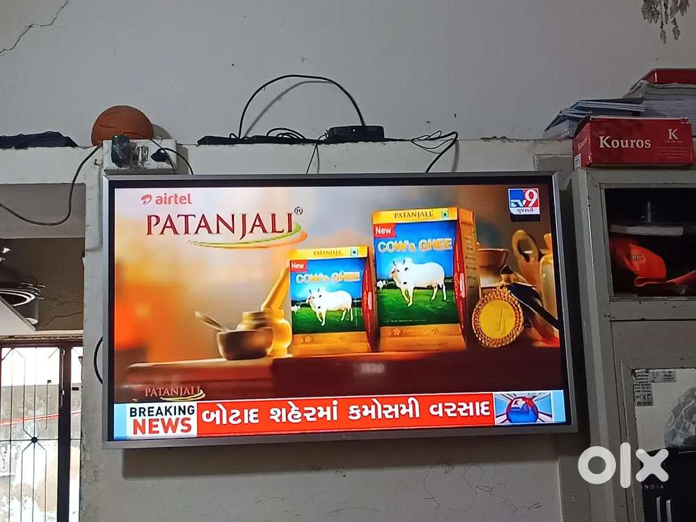 TCL.55 Inch brand smart LED