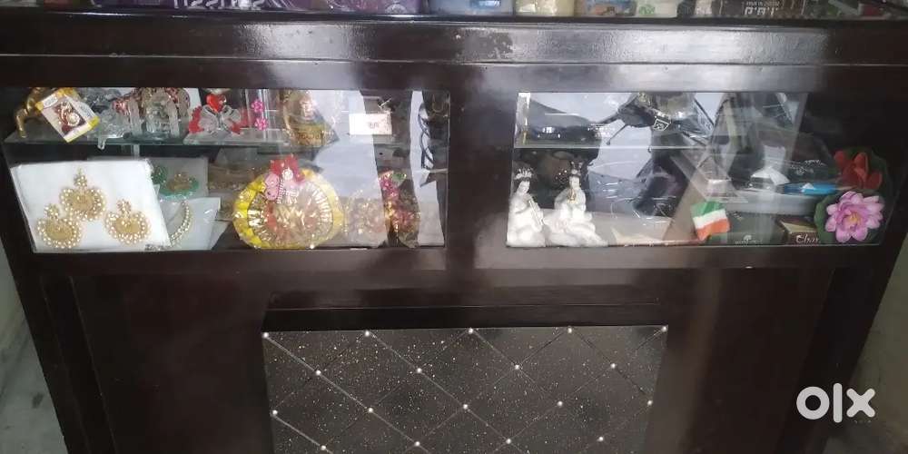 Wooden glass display counter 4ft.