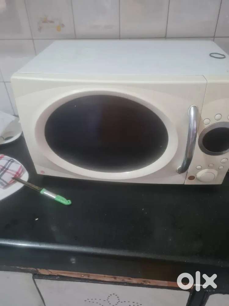 Electronic microwave