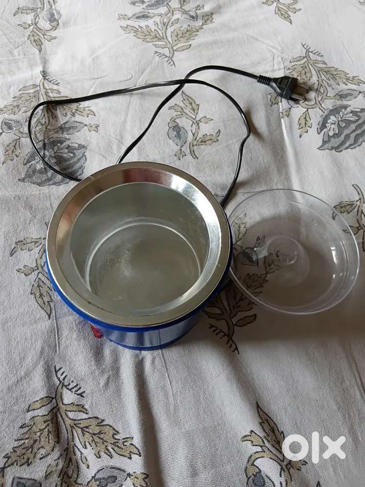 Wax heater