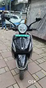 Bajaj Chetak EV Premium 2022