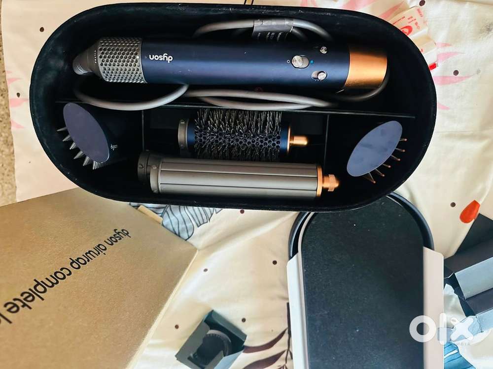 Dyson Airwrap – Hardly Used – Excellent Condition – Chennai